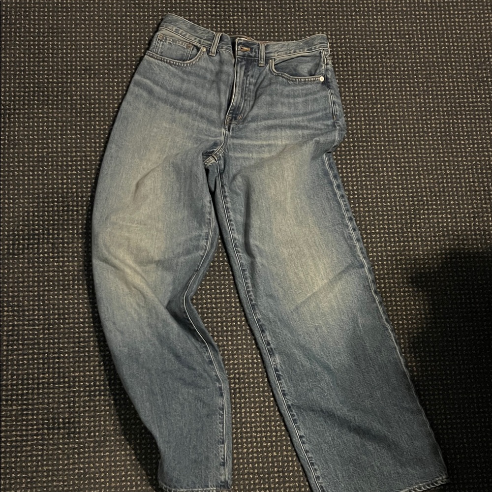 Madewell Relaxed Fit Men's Jeans in Faded Blue